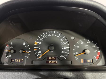 2000-Mercedes-Benz-C-Class-C-240-Elegance-Auto_7