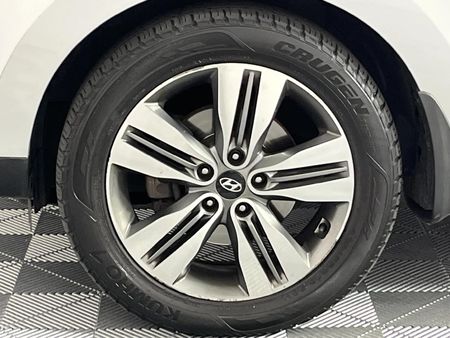 2015-Hyundai-ix35-R20-CRDi-GLS-Executive_15