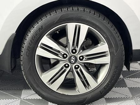 2015-Hyundai-ix35-R20-CRDi-GLS-Executive_16