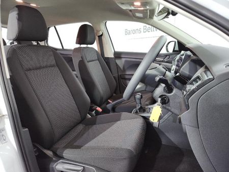 2026-Volkswagen-T-Cross-10-TSI-Auto_10