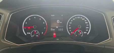 2022-Volkswagen-T-Roc-14-TSI-Design-Auto_18