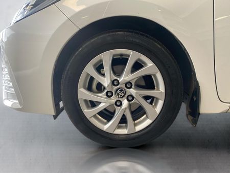 2021-Toyota-Corolla-18-XS-Auto_19