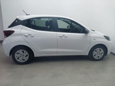 2024-Hyundai-Grand-i10-12-Motion-Auto_6