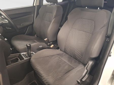 2021-Suzuki-Swift-12-GL_11
