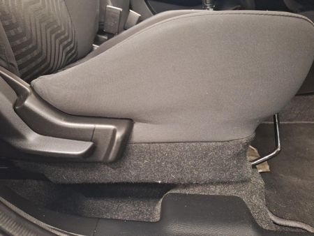 2021-Suzuki-Swift-12-GL_22