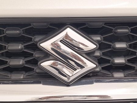 2021-Suzuki-Swift-12-GL_32