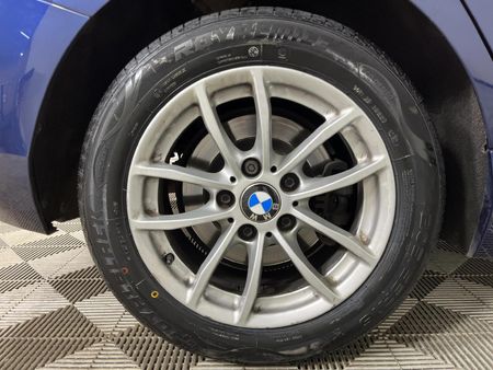 2017-BMW-1-Series-120i-5-dr-Auto_18