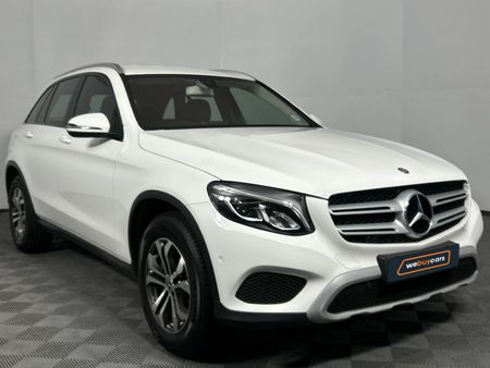 2017-Mercedes-Benz-GLC-250d_2