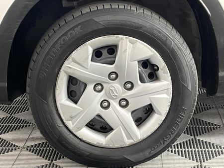 2020-Hyundai-Venue-10-TGDI-Motion_11