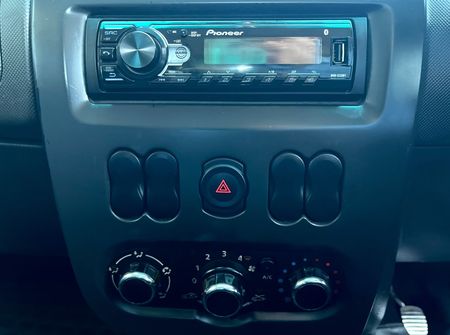 2020-Nissan-NP200-16-AC-Safety-Pack_14