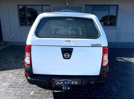 2020-Nissan-NP200-16-AC-Safety-Pack_17