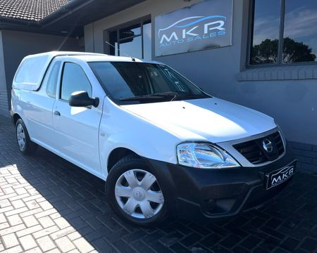 2020-Nissan-NP200-16-AC-Safety-Pack_29