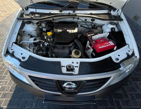 2020-Nissan-NP200-16-AC-Safety-Pack_8