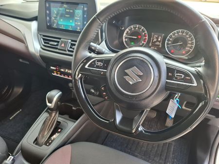 2025-Suzuki-Fronx-15-GL-Auto_10