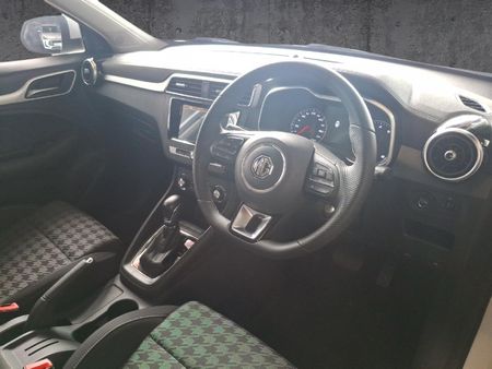2026-MG-ZS-15-Com-Auto_12
