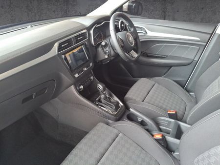 2026-MG-ZS-15-Com-Auto_18