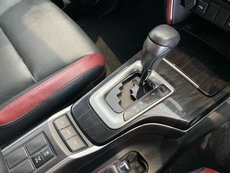 2025-Toyota-Fortuner-28-GD-6-4x4-Auto_17