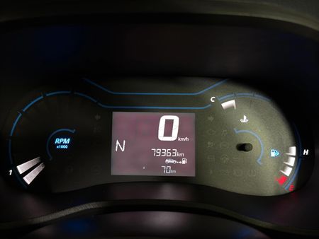 2020-Renault-Kwid-10-Dynamique-Auto_7