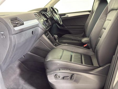 2017-Volkswagen-Tiguan-20-TDI-Comfortline-4Motion-Auto_9