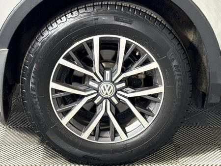 2017-Volkswagen-Tiguan-20-TDI-Comfortline-4Motion-Auto_18