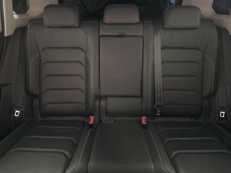 2017-Volkswagen-Tiguan-20-TDI-Comfortline-4Motion-Auto_8