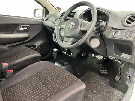 2021-Toyota-Agya-10-Auto_10