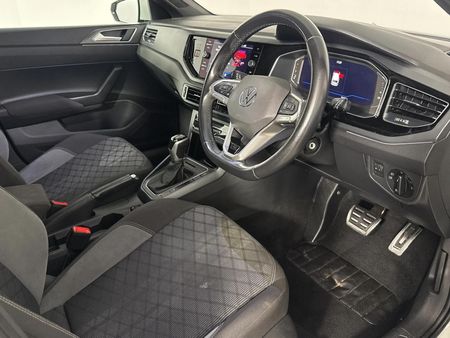 2022-Volkswagen-Polo-10-TSI-R-Line-Auto_10