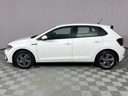 2022-Volkswagen-Polo-10-TSI-R-Line-Auto_5