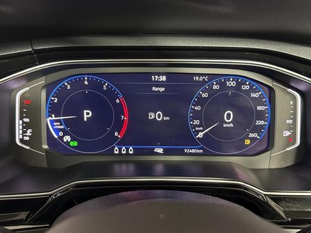 2022-Volkswagen-Polo-10-TSI-R-Line-Auto_7