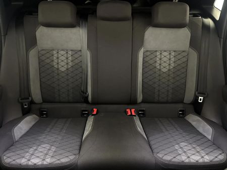 2022-Volkswagen-Polo-10-TSI-R-Line-Auto_8