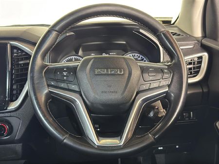 2023-Isuzu-D-Max-19-DDI-HR-LS-Auto-Double-Cab_12