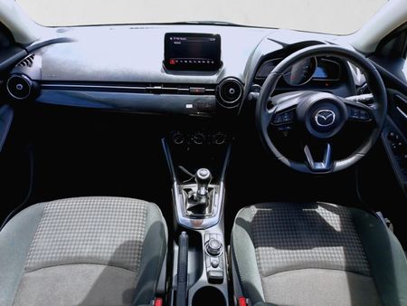 2018-Mazda-2-15-Dynamic-5-dr_16