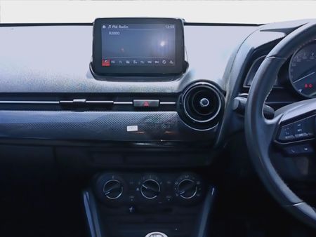 2018-Mazda-2-15-Dynamic-5-dr_18