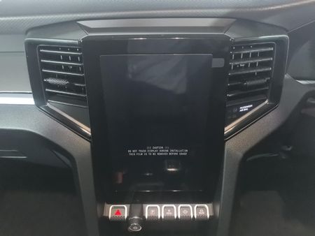 2026-Volkswagen-Amarok-20-TDI-125kW-Life-Auto-Double-Cab_10