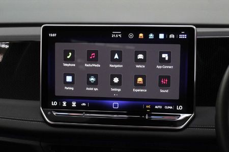 2026-Volkswagen-Tiguan-14-TSI-DSG-Auto-110kW_3