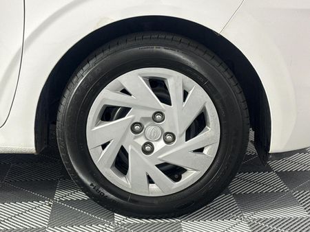 2023-Hyundai-Grand-i10-10-Motion_15