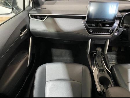 2025-Toyota-Corolla-Cross-18-XS_20