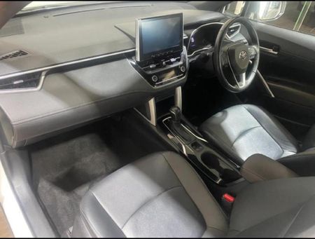 2025-Toyota-Corolla-Cross-18-XS_6