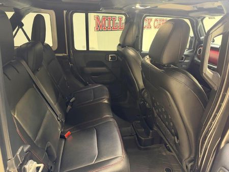 2023-Jeep-Wrangler-Unlimited-Rubicon-36-V6_14
