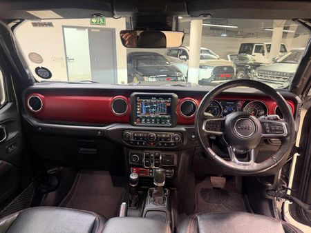 2023-Jeep-Wrangler-Unlimited-Rubicon-36-V6_15
