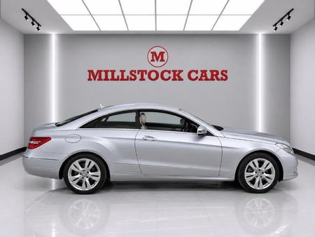 2011-Mercedes-Benz-E-Class-E-350-Coupe_2