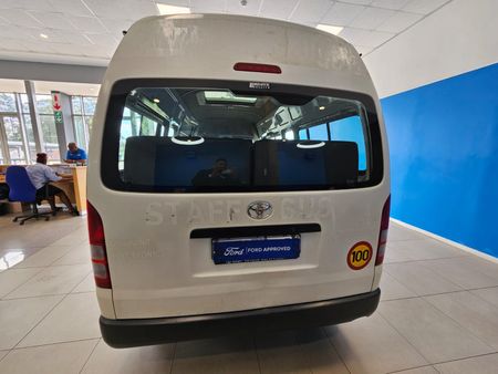 2023-Toyota-Quantum-25-D-4D-Sesfikile-16-seat-MT_8