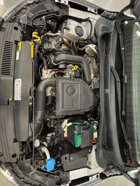 2018-Volkswagen-Polo-10-TSI-Comfortline_12