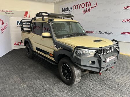 2023-Mahindra-Pik-Up-22-mHawk-S11-Dawn-4x4-Auto-Double-Cab_0