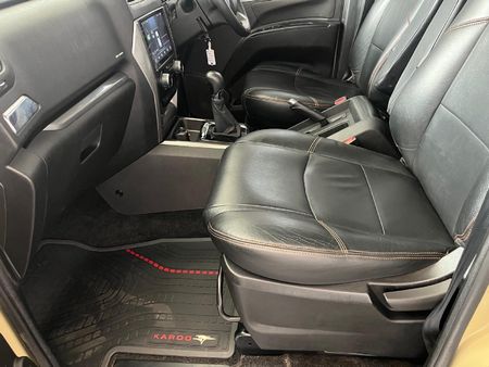2023-Mahindra-Pik-Up-22-mHawk-S11-Dawn-4x4-Auto-Double-Cab_6