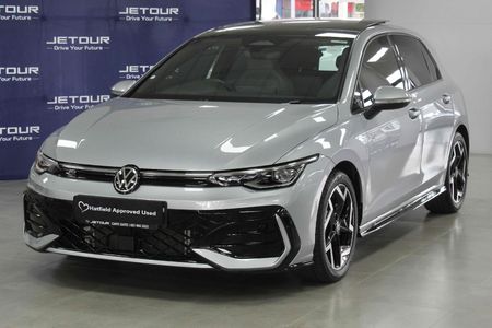 2025-Volkswagen-Golf-14-TSI-R-Line-Auto-110kw_0