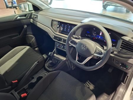 2026-Volkswagen-Polo-10-TSI_13