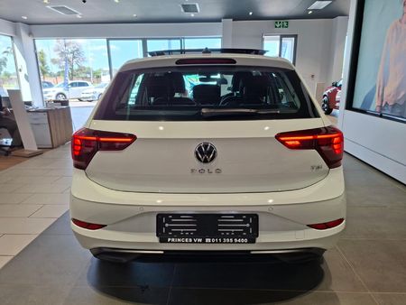 2026-Volkswagen-Polo-10-TSI-Life-Auto-DSG_3