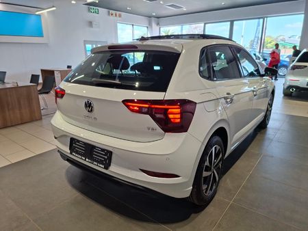 2026-Volkswagen-Polo-10-TSI-Life-Auto-DSG_5