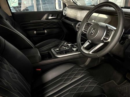2026-GWM-Tank-300-24TD-Luxury-Auto_8